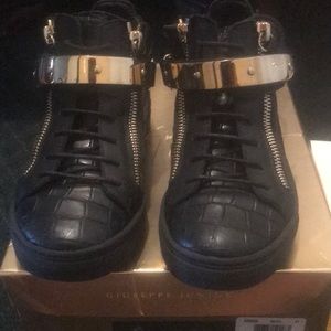 Giuseppe junior size 31